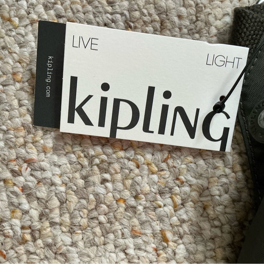 Kipling Olive Green Men's Belt Bag with Monkey Keychain - Picture 3 of 4